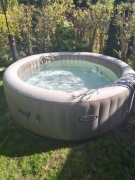 Basen Spa Jacuzzi dla 6 osób 