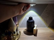 Lampki puck led podszafkowe z pilotem i akumulatorem 2000 mAh UNUSROOM