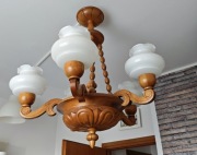 Komplet oświetlenia, żyrandol plus dwa kinkiety, drewno, ręczna robota