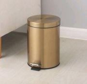 Kosz na śmieci   nierdzewny  3 L.