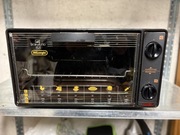 Mini piekarnik elektryczny DeLonghi Sfornatutto 81S