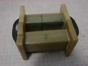 Rdzeń RZC z karkasem do nawinięcia transformatora