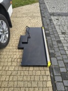 Stopień wysuwany Mercedes Sprinter 907 906 automatyczny boczny  Łódź 