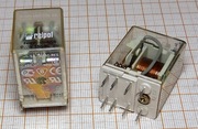 Przekaźnik 220V 50Hz 2PDT R4-2012-23-5220 RELPOL  [M1-RP]
