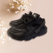 Nowe Nike Air Huarache r 40 wypadają na 38