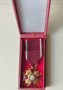 Złoty Krzyż Zasługi PRL - Stan Gabinetowy - Oryginalne Etui