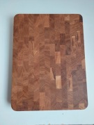 Ręcznie robiona dębowa deska do krojenia