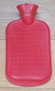 Termofor gumowy w kolorze czerwonym, mały!
