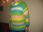 Tęczowy :) sweter ręcznie robiony, golf roz.L 