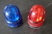 Lampy sygnalizacyjne czerwono-niebieskie na magnes 12V