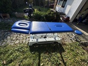 Stół rehabilitacyjny stół do masażu Juventas TSR 2 E – granatowy