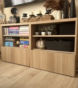 szafka RTV Ikea BESTA dąb bejcowany na biało.