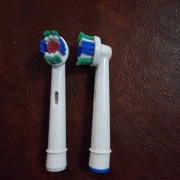 Końcówki 3D White polerujące do szczoteczki elektrycznej Oral B, 2 sztuki