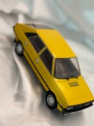 Model samochodu FSO Polonez 1500 z 1978 roku, skala 1:24