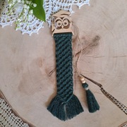 Zakładka do książki z chwostem ze sznurka makrama