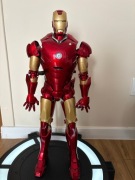 IRON MAN MARK III DeAgostini 60 cm + podstawa premium