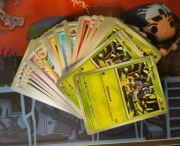 Bulk 89 Oryginalnych kart Pokemon z Phantasmal Flames