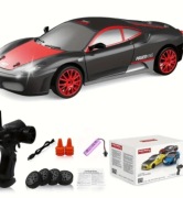 Czarne autko RC, zdalnie sterowane, Ferrari R-2B