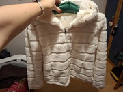 Zimowe krótkie  futerko 