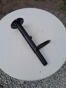 Podnóżek + Amortyzator do hokera. Rozstaw śrub 8x8cm 