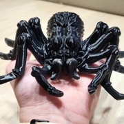 Realistyczny elastyczny pająk – 3D wydruk, ruchome odnóża, do zawieszenia