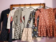 Sukienki długi rękaw roz 122/128   6szt 