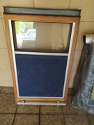 Sprzedam dwa okna dachowe Velux z roletami 118x78