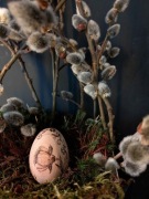 Ręcznie zdobiona drewniana pisanka