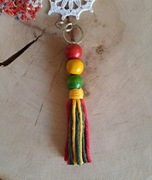 Brelok breloczek do kluczy  makrama koraliki kolorowy