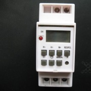 Programator czasowy na szynę 7-dniowy model TS-GE2