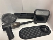 Zestaw samochodowy BASIC - mata, odkurzacz, organizer, mini kosz, osłonka