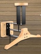 Wieszak na kask i kurtkę oraz kluczyki, drewno i metal, nieużywany