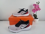 Nike Revolution 5 Liliowo-czarne 38
