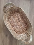 Wiklinowy kosz z uchwytami