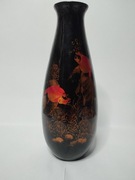 Wazon czarny z rybami PRL vintage 21,5 cm dekoracyjny.