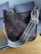 Mała torebka damska CLUCI – elegancka i praktyczna nowa brązowa