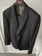 Garnitur Bytom z białą koszulą 