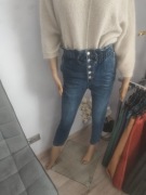 Jeansy z wysokim stanem 