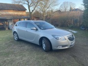 Samochód opel insignia 