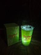 Kubek Red Bull LED świecący zielony
