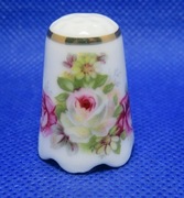 Naparstek Kolekcjonerski Porcelanowy Porzellan Kirsch Bukiet Róż 