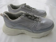 Buty sportowe BOOHOOMAN 42