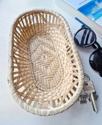 koszyk słomkowy na chleb, owoce, sztućce lub inne drobiazgi