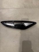 wlot powietrza błotnik bmw g14 g15 g16 prawy lewy