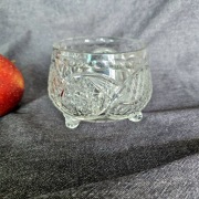 Bombonierka, miseczka kryształowa na nóżkach z PRL. Odbiór Warszawa