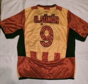 Jedyna taka koszulka z autografem Hakan Süküra