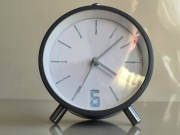 Budzik kwarcowy marki Krontaler "Silent line"