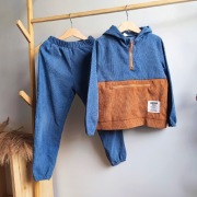 Komplet zestaw bluza z kapturem spodnie dresowy ze sztruksu  116 122 