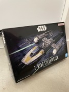 Model Star Wars Y-Wing Starfighter 1/72 Bandai / Revell