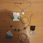 Biżuteria kobieca 7 szt za taką cenę 
